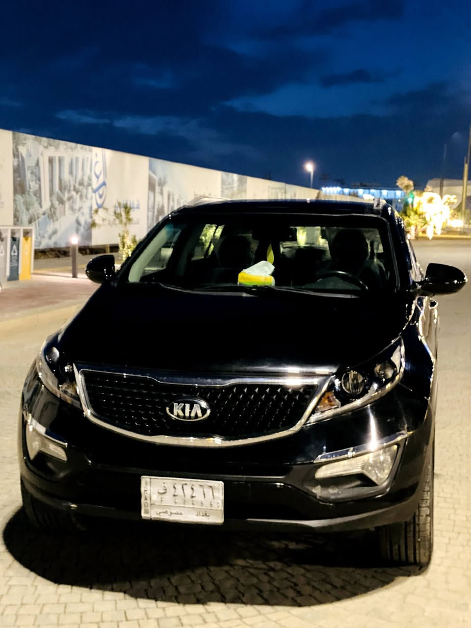 بسم الله
.

كيا سبورتج للبيع  موديل 2011

محرك 2000دوش.

ماشية 234الف

بيها صبغ ٥ قطع كما موضح بالصور

تخم تاير جديد مصار فتره من شادة

حدادية خير من الله

شاشه كبيره

محرك مفتوح 

حالة المحرك والكير خير من الله. 

تدفئه تبريد 

كشنات مخمل بلاديه

وارد كوري

سقف بانوراما بالكامل

رقم بغداد

اللون اسود

سونار موجود

السيارة بأسمي تحويل ثاني يوم. مكاني بغداد

السعر ١٢٥ وبيها مجال بسيط للشاري

رقمي ***********
