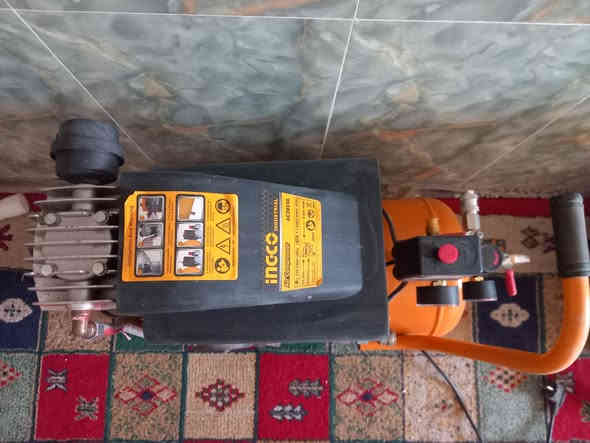 للبيع
كمبريسر هواء (٢٤) لتر مستعمل مره واحده فقط 
 مع كافة الملحقات (صونده ٢.٥ متر-توصالات-عدة تنظيف)
السعر (٧٥) الف فقط 
العنوان بابل 
للتواصل (***********)واتساب. ماسنجر
