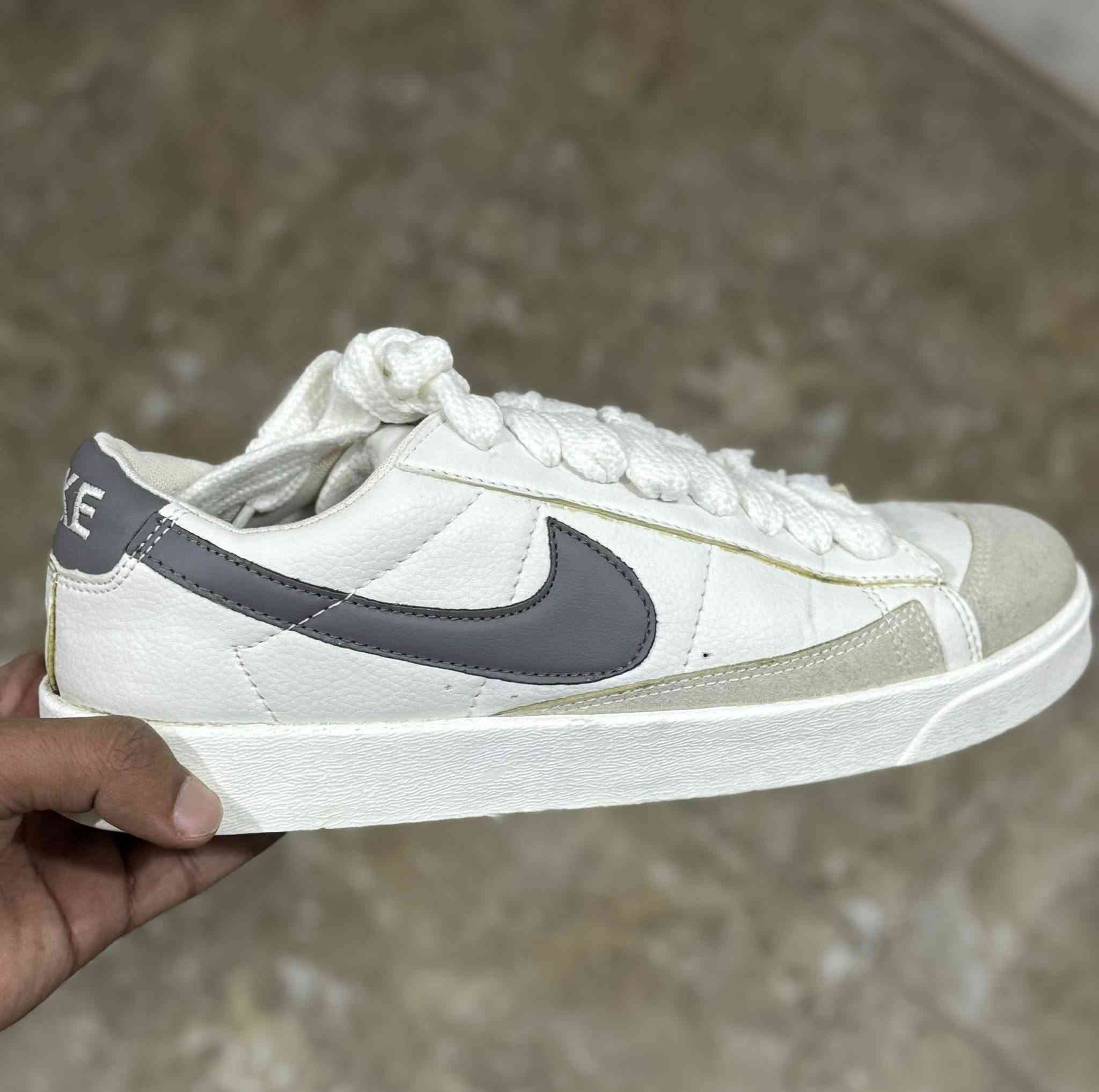 Nike Blazer Low
باله اوربيه
فول نظافة اخو الجديد
القياس: 43
السعر:25
للتواصل خاص او واتساب ***********📩
