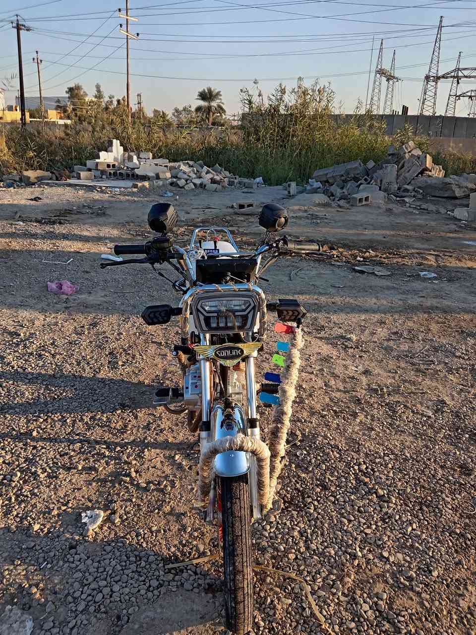 السلام عليكم دراجة تايكر للبيع 2024نازلة بل 2025 دراجة خير من الله تجي تركب او تطلع السعر 700 بيهة مجال بصيط رقم الهاتف ***********
