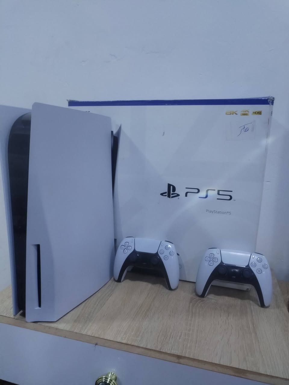 Ps5 مهكر للبيع
1 تيرا
بي العاب بلاك اوبس 3
رزدنت ايفل 9
راغناروك جزء 5
لعبه زوجيه
براتز
شرط النضافه بي شي يرجع نضافه 100٪
مكاني كركوك واسطي قرب محطه الواسطي توصيل ماعندي سعر 900


**إذا كنت صاحب هذا الإعلان وتريد حذفه لأي سبب، رجاءا أرسل رسالة إلى الدعم الفني**
