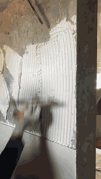 كادر من بغداد مختص بعمل الارضيات والجدران 
بادق التفاصيل والاساليب الحديثة 
***********
