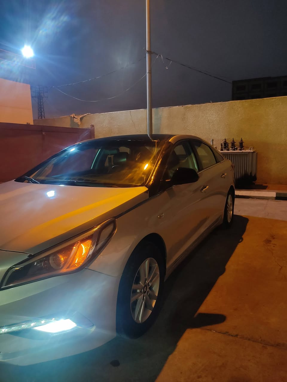 السلام عليكم
سوناتا ادوات موديل 2016 محرك 2400 دوش دوش  متوم بغداد عضم عاج أصلي شرط الحاسبة  مطابقة ويه رقم الشاصي وليبل  مكينه وكير كارتون حدادية طوبة 100٪100 غاز أصل خط واحد  انسه صرفيه ودكه ادوانص تبريد قطعتين ثلج غرفة جلد تبريد وتدفئة بالكشنات كامره خلفيه شاشه جبيره تاب حساسات خلفيه مري شفط نضام ترحيب أرضيه جلد لايت منضومه زنون اصلي حداديه تخم تاير جديد جاهزه الاخير مال جناي  المكان بصره السعر 64 وبيها مجال قليل اتصال او واتساب ***********.
