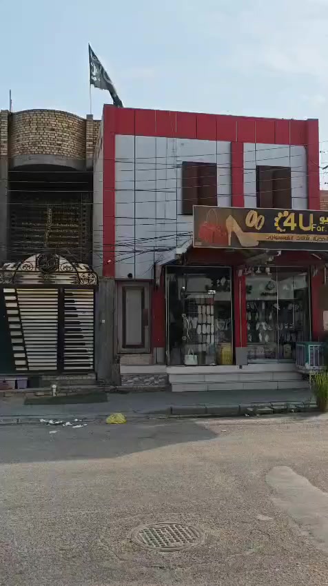 العقارللبيع تجاري ٢٠٠ مترعلى الشارع 20 نصر بانزين خانه  قرب مجمع  جوهره العرب    الإتصال على الرقم  ***********
