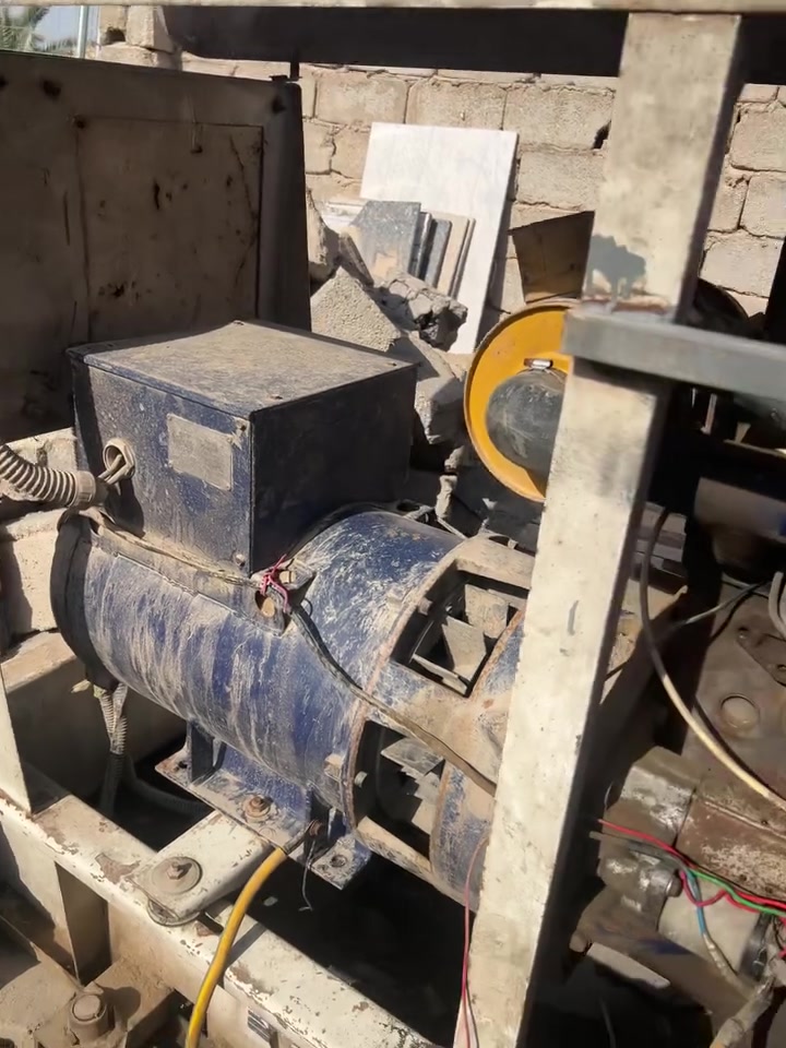 مولدة افيكو للبيع 50 kv
جاهزه بدون اي نقص 
للاستفسار 
***********
