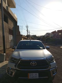 Hilux 2023  بەسمە گێر تۆماتیک شەریکەی جیهان فول مواسافات  07710830929