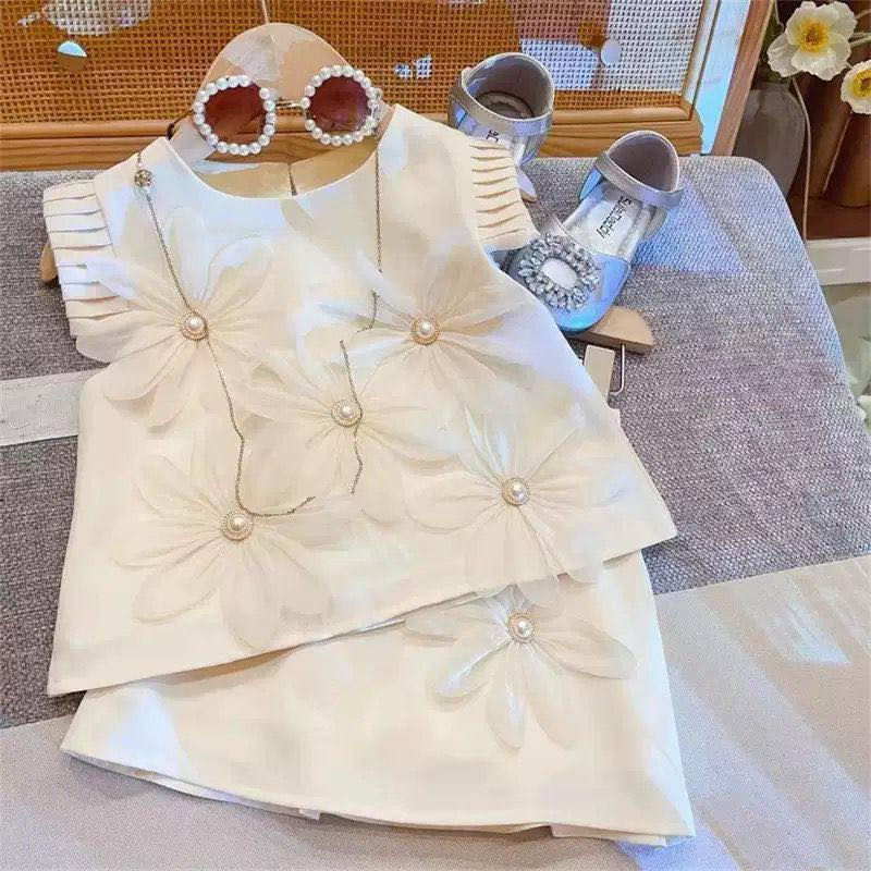 جنة الأطفال 
طقم بناتي  قياس 1-2-3-4 سنه السعر 7 الاف 
   🔥أوربي كوالتي عالي 
العنوان ديالى المقدادية حي العصري شارع دكتوره يسرى🔥 مقابل الربح البسيط ركن مدرسة علي بن أبي طالب هاتف *********** متوفر توصيل
