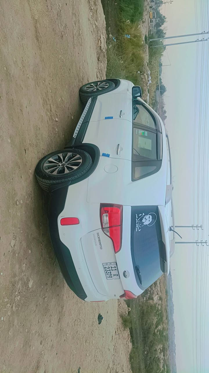 سلام عليكم  سيراتو موديل 14خلجي محرك 6سلندر مكفوله من الصبغ جاهزه السعر 178بيهه مجال قليل التصال *********** تواجد واسط الحي
