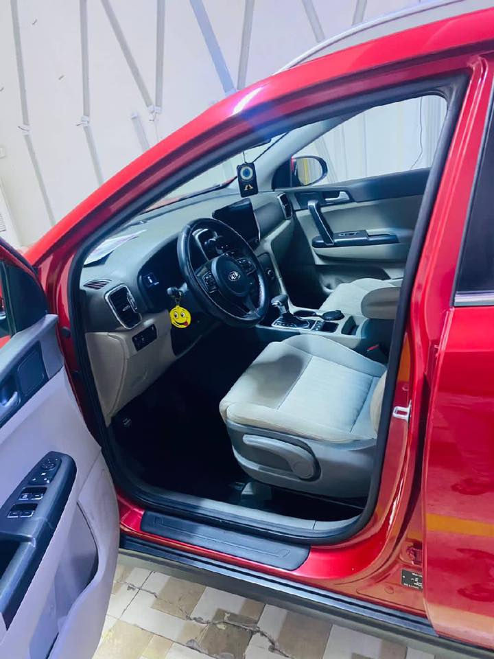 السلام عليكم سبورتج 2018 خليجي كفاله فول عده البصمه والبنرامه السعر 188 وبيها مجال  المكان واسط نعمانيه للاستفسار على ***********
