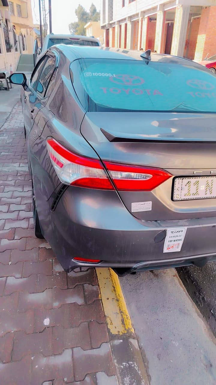 كامري ٢٠٢٠بسمي رقم بغداد دولي مشروع وطني هزه جديد وسنويه جديد  ضرر قطعتين جاملق امامي جاملق خلفي  بدون دواخل ماشيه ٩٦ بدون احراج الي موشراي لايتصل *********** السعر ١٨٠وبيه مجال لشراي
