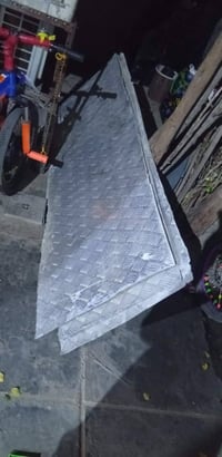 للبيع زغغار10قطع طولهن متر والكبار 4قطع  شراي يخابرني مكاني بغداد رقمي...