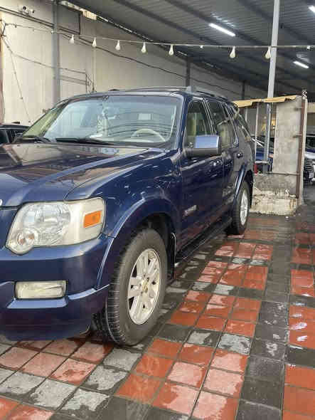 السلام عليكم لبيع اكس بلور 2008 بيها صبغ جاملوغ بنيد سياره حلوه جاهزه من كلشي السعر 11 ونص بيها مجال رقم الهاتف ***********
