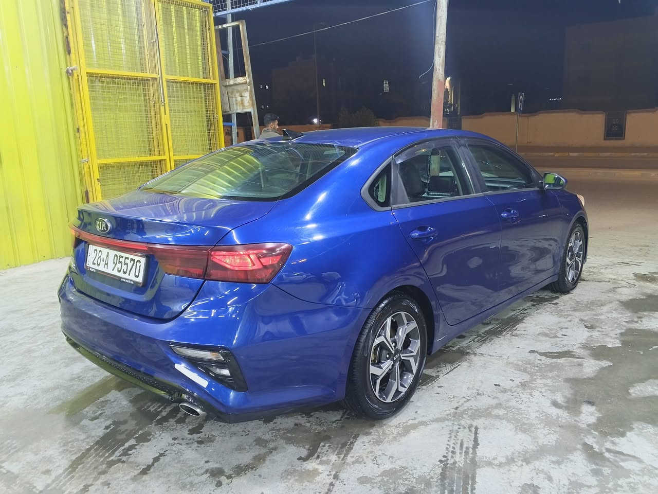 سلم عليكم فورتي موديل 2020 سياره نضيف حادث امريك كلين وبلعراق صار بيه
مكانين بارد مابينات رادار امامي سيه حلوه رقم نجف معوقين 
سنه وتفك ماشيه 190 مل سعر 126 وبيه مجال مكاني النجف 
***********
