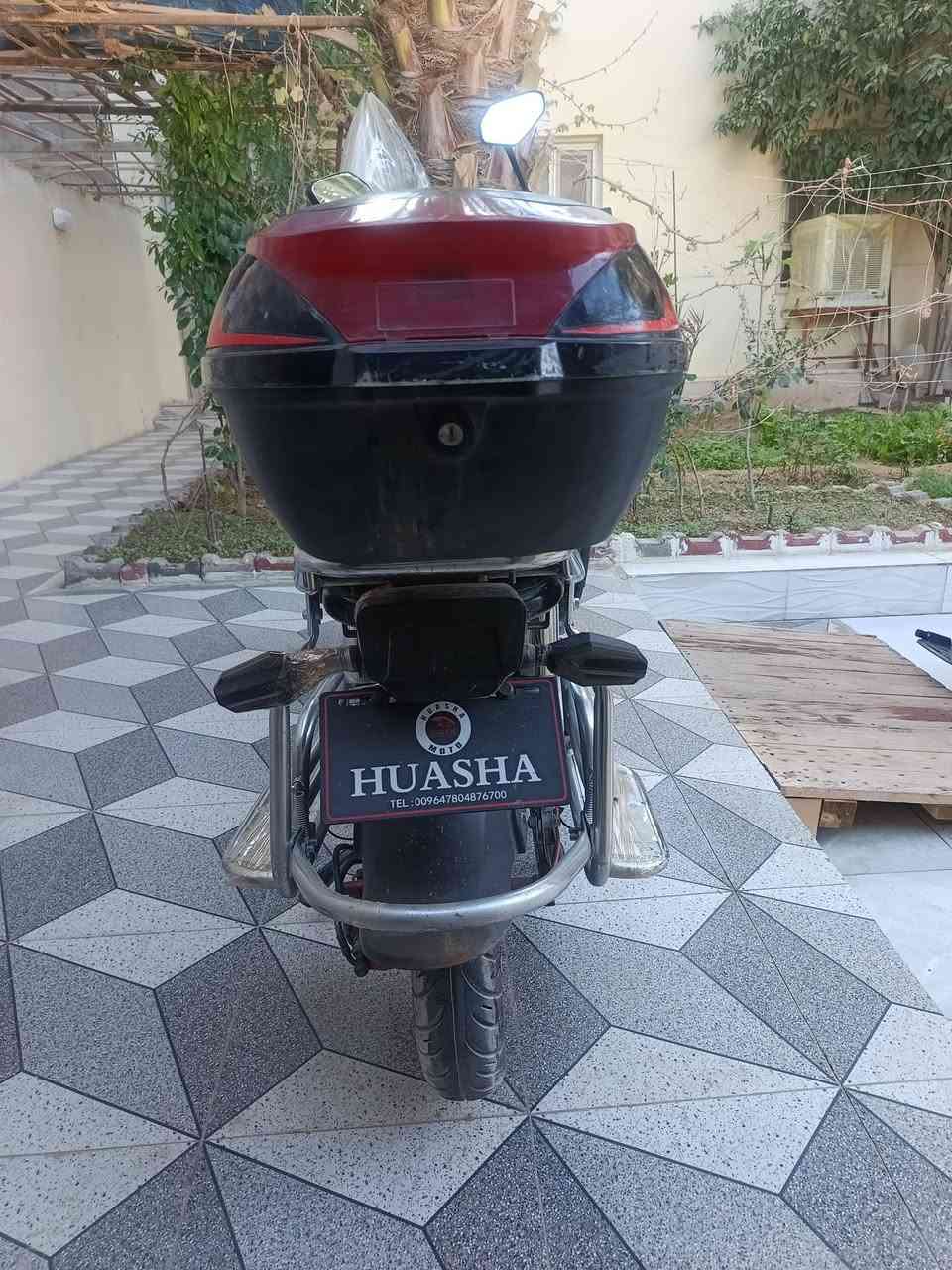 بايسكل شحن نظيف حيل بطاريات صار لها ثلاثه اشهر جدد للبيع السعر 400,000 المكان الرمادي التاميم.  ***********
