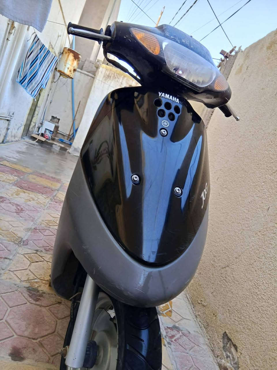 السلام عليكم دراجه يومهة خمس ازروف كامله مابيه نقص مكينه ناعمه شلعه ومعدل مكاني حله حي لمام ***********
