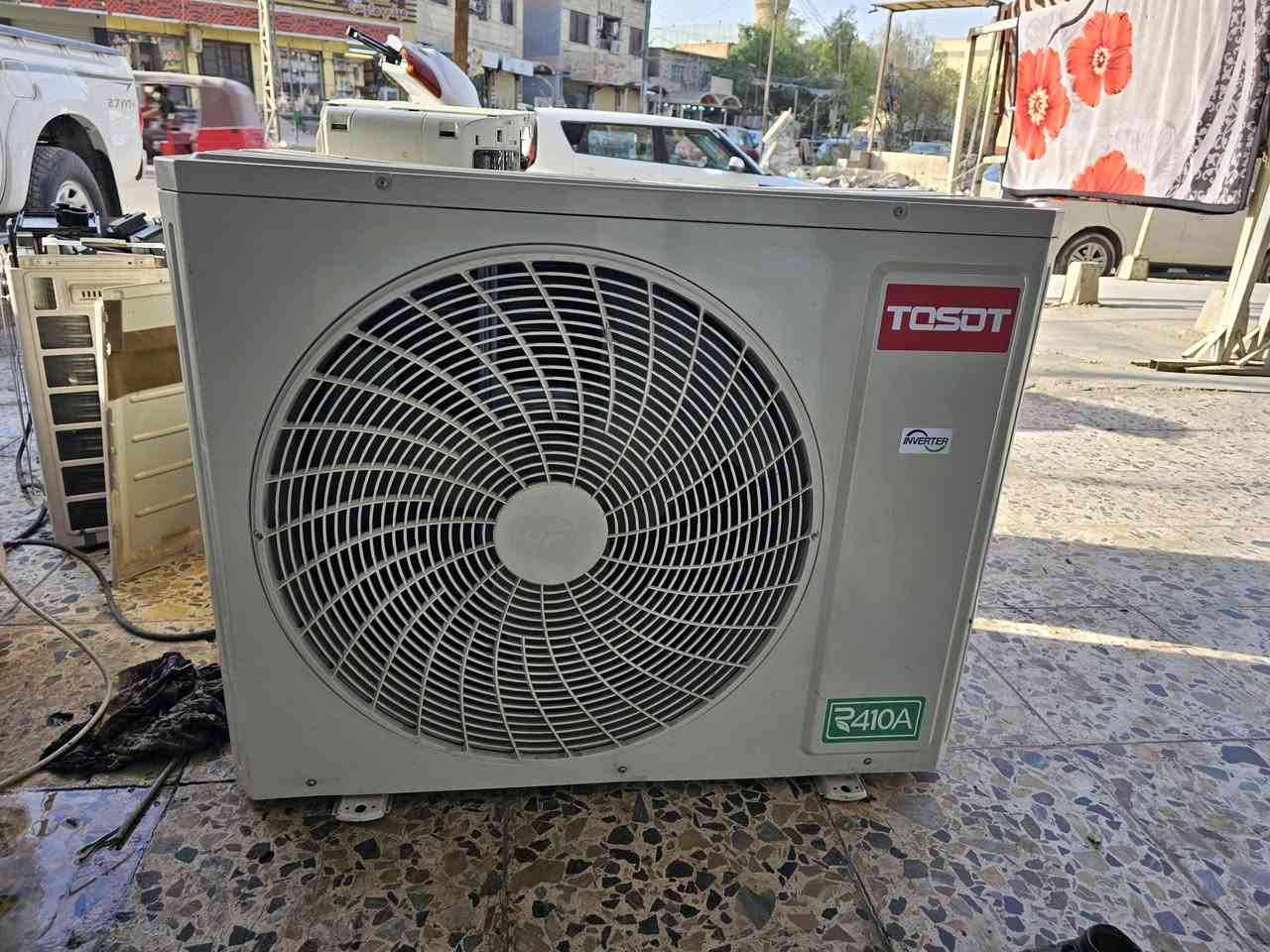 سلام عليكم سبالت عدد ٢ توسوت ٢ طن انفيرتر. علا وضع الشركه ضمان سبوع  رقم الهاتف ***********
