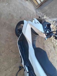 اخوان دراجه بي سي اكس جيل الثاني نظاف فول مكينه 150 ياباني دراجه شخط م...