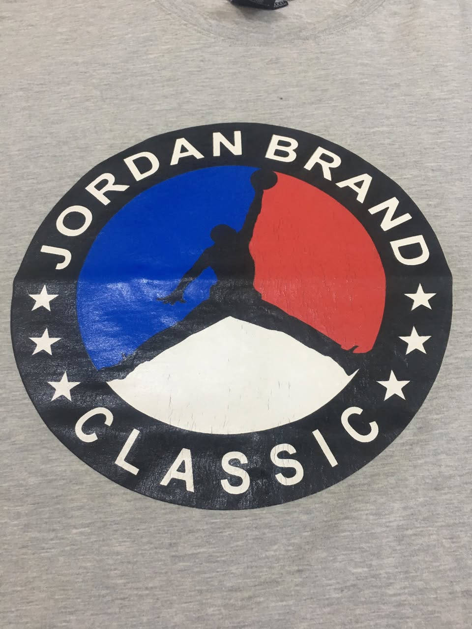 ماركه عالميه 
من جوردن 
تيشرت اصلي 
خامه قطن ليكره
نظافه ميه بلميه 
قياس 2XX
العنوان بغداد الجديده 
للحجز على الخاص واتساب ***********
يتوفر توصيل من شمال الي جنوب العراق ￼
