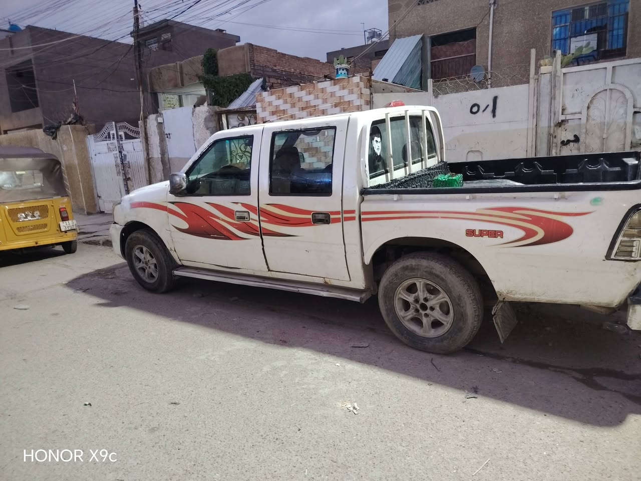 ........
سلام عليكم من رخصت الأدمن بيكم كنو 2007 سيارة خير من الله سعر 27 وهاذ رقمي *********** 🛻
