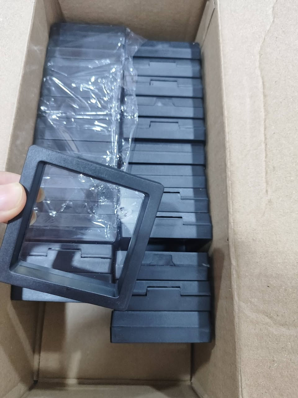 ٢٥ علبه اكسسوارات و عنايه ومكياج ٣٠ قطعه


**إذا كنت صاحب هذا الإعلان وتريد حذفه لأي سبب، رجاءا أرسل رسالة إلى الدعم الفني**