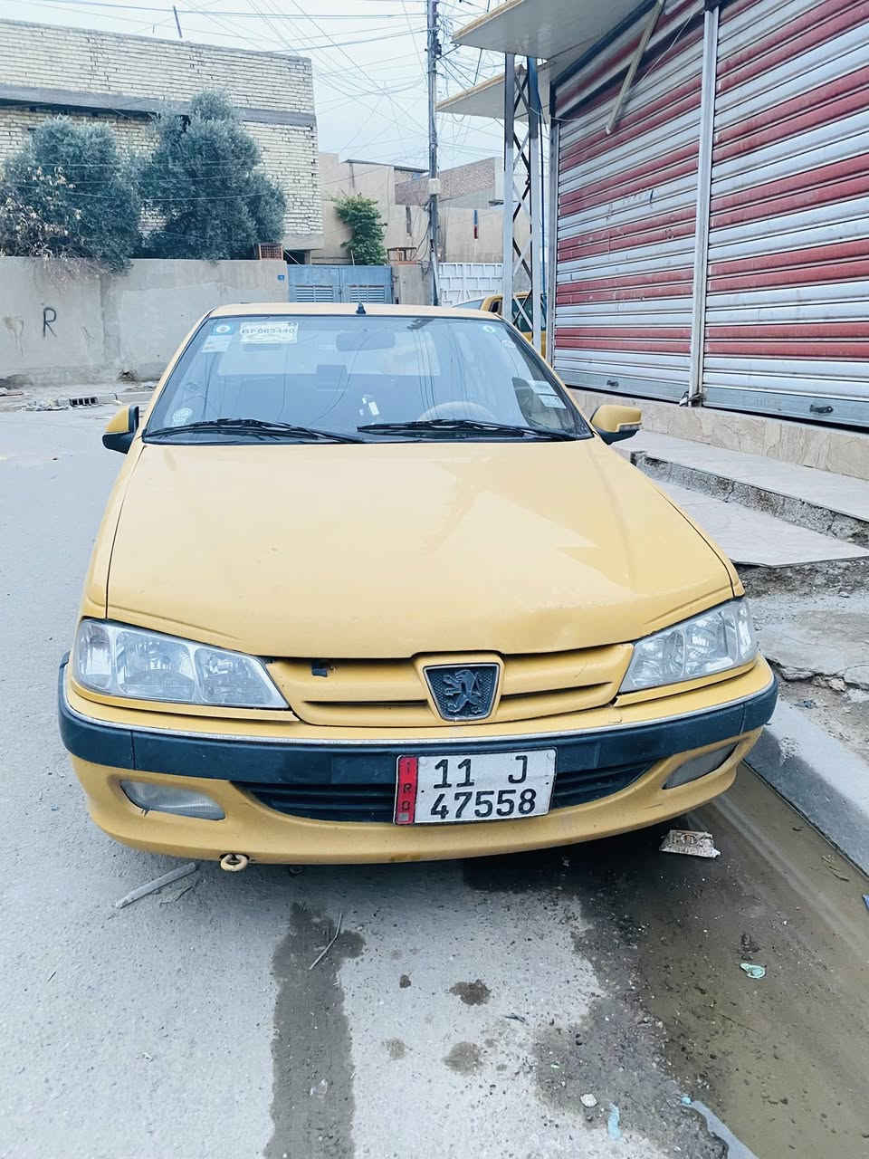 سلام عليكم بيجو بارص موديل 2015 رقم بغداد دولي مصفره هيئه وغرمات تحويل مباشر سياره بسمي محرك جديد وكير خير من الله تبريد ثلج صدر امامي وخلفي جديد بيها بنيد مبدل *********** العنوان الشعب
