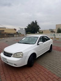 سياره اوبترا للبيع موديل ٢٠١٠  سياره نظيفه بيه شبر صبغ فقط  كير مكينه ...