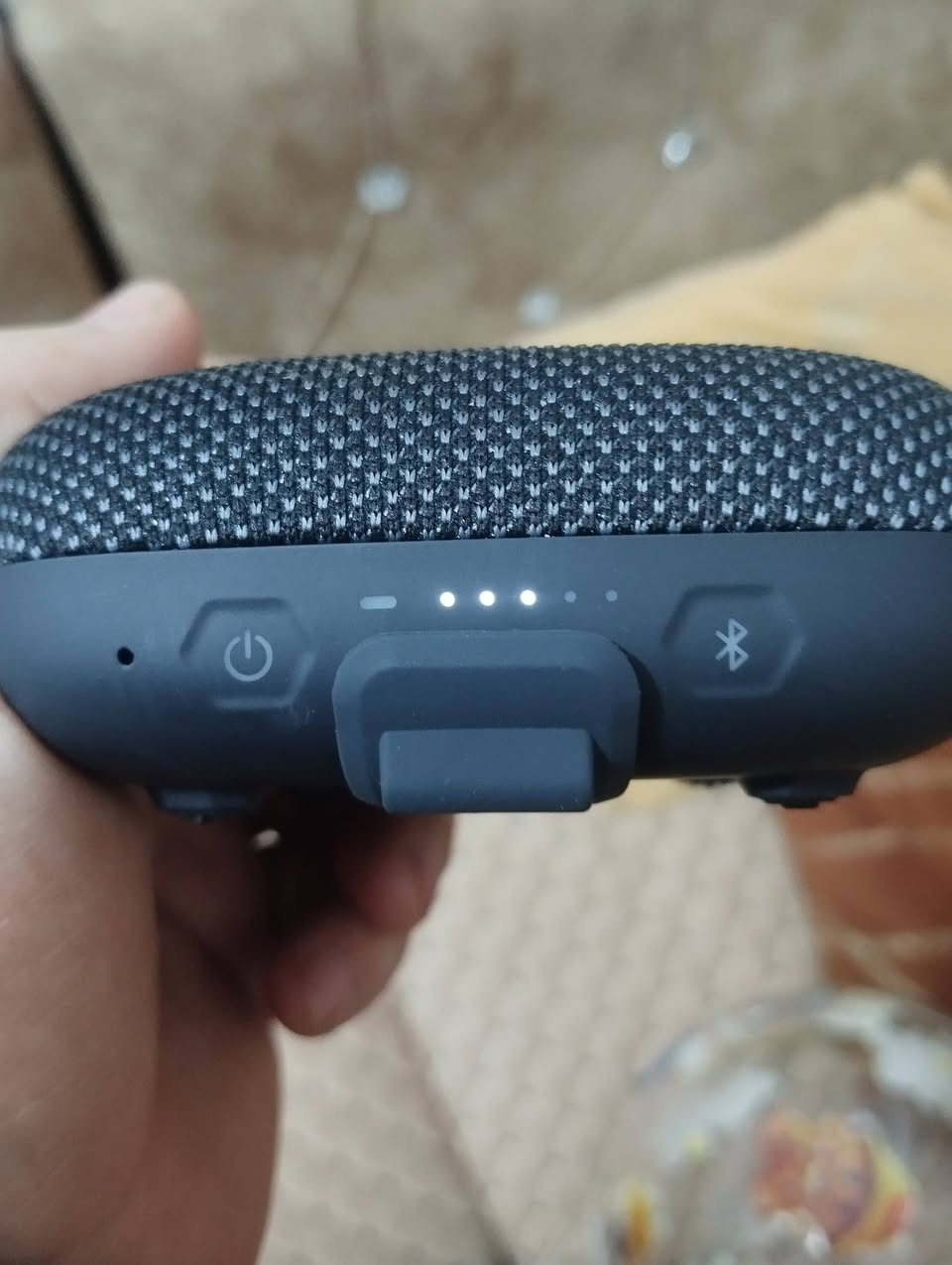 Tribit Stormbox Micro 2 – مكبر الصوت اللاسلكي المحمول  . صغير الحجم، قوي، ومقاوم للماء .  بوربنك  لشحن     الهواتف شحن تايب سي بلوتوث يصل الى ٣٥متر.


**إذا كنت صاحب هذا الإعلان وتريد حذفه لأي سبب، رجاءا أرسل رسالة إلى الدعم الفني**