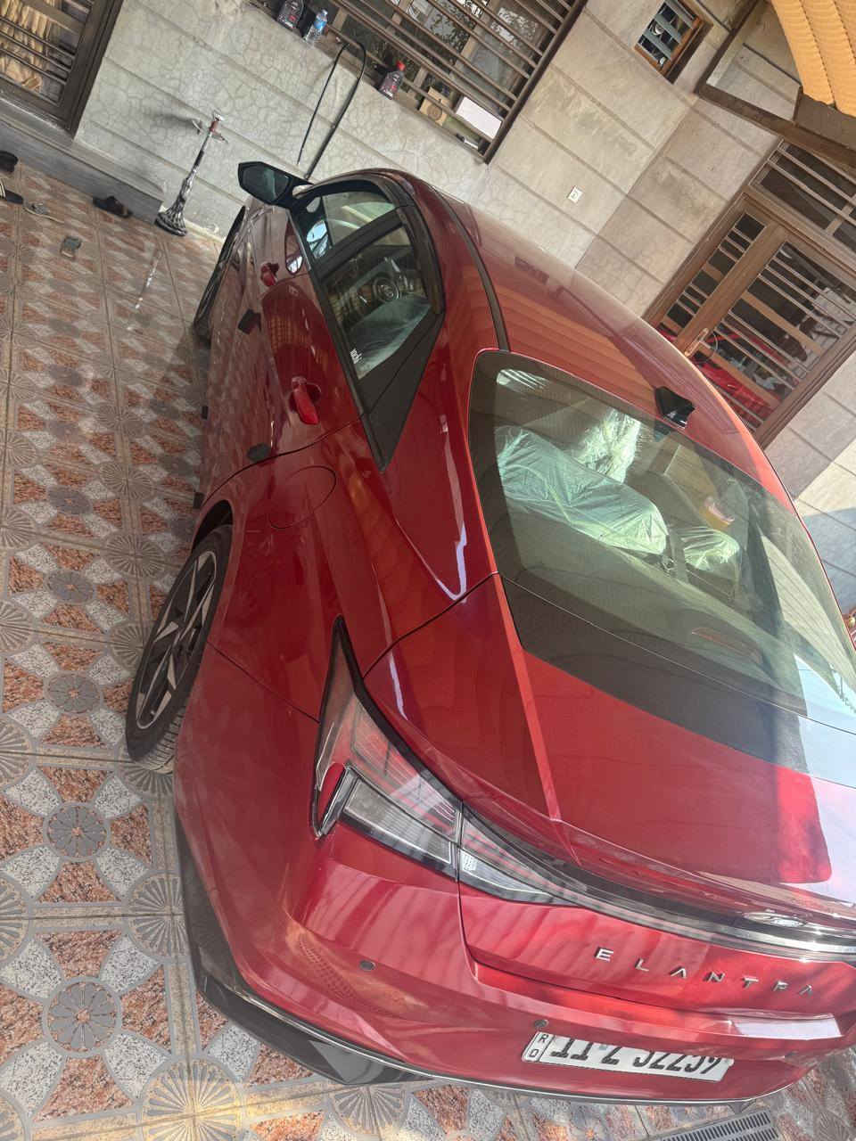 السلام عليكم.. النترا 2023فول موصفات عدا الفتحه.. رقم بغداد بسمي..ماشيه ٦٠.. التفاصيل كلها موجودة وصور الحادث كما موضح فقط قبق الجنطه.. مبدل بلادي. وباقى السيارة كفالة عامة .. سيارة جديدة بمعنئ الكلمه.. مال بيت.. السعر ١٦٠وبيها مجال حك الجيه..الاتصال ***********
