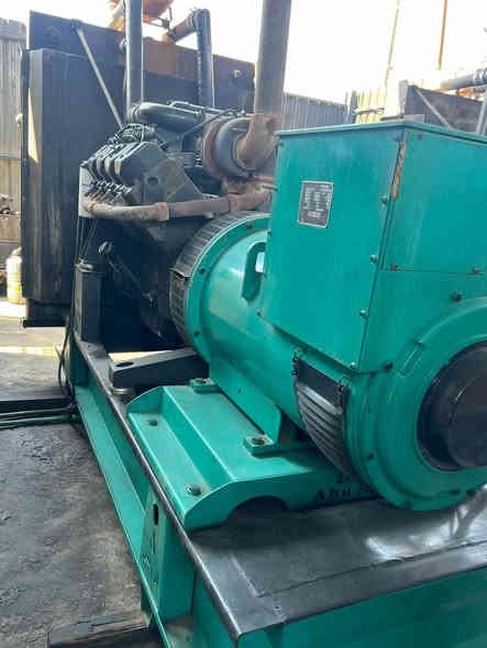 سلام عليكم ٨ 01544 البيع توليد400 استنذر بلادي لا تبخير ولا تنقيص الشراي يتصل ***********
