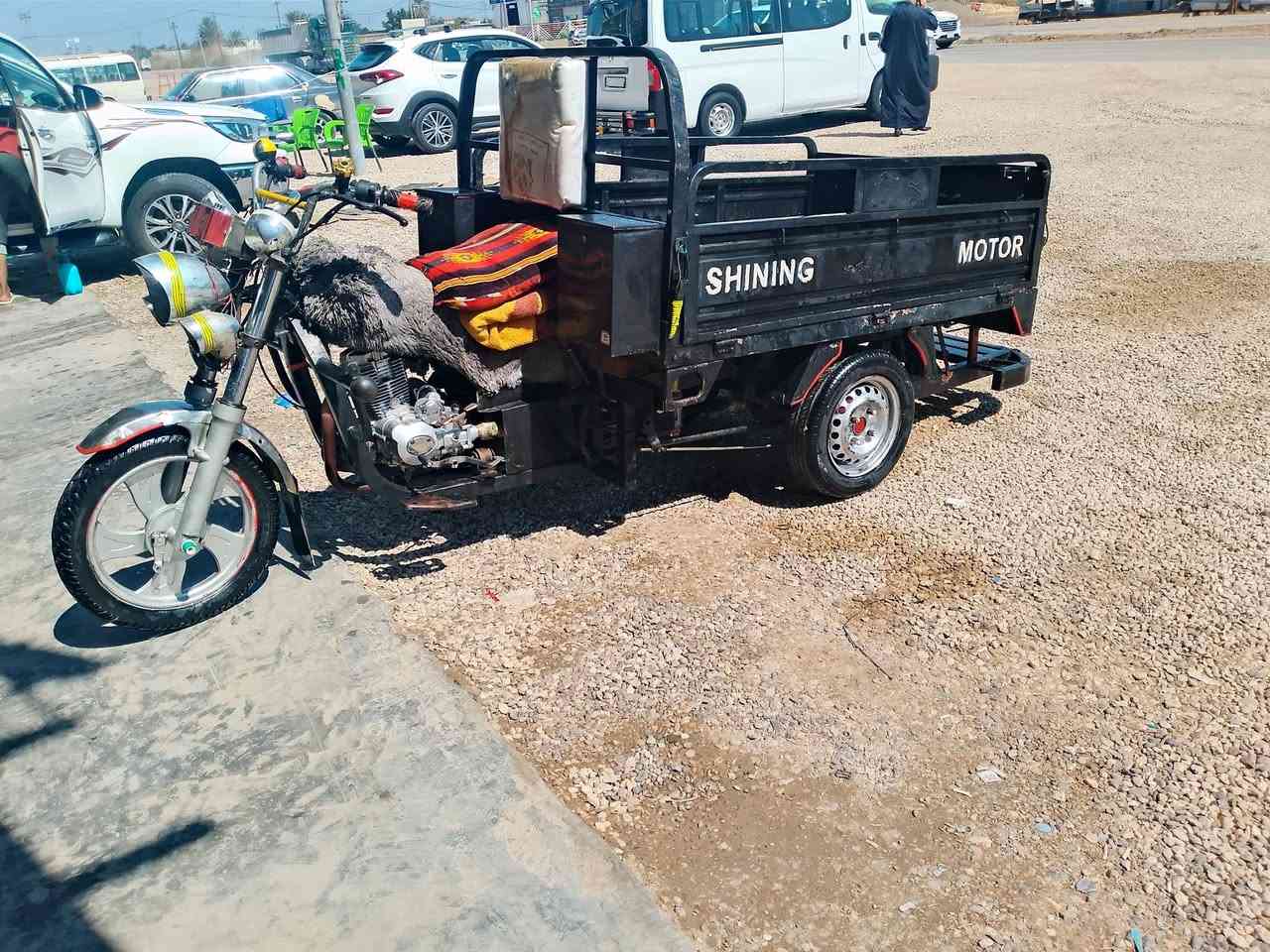 سلام عليكم ستوته لبيع 2017((بدون وراق)) مكفواله من سرقه ومن ركبه وشاصي شوفت عينك ستوته مكاني بابل محاويل سعره 1100وبيه مجال قليل حك جيه لخاص مفتوح ***********
