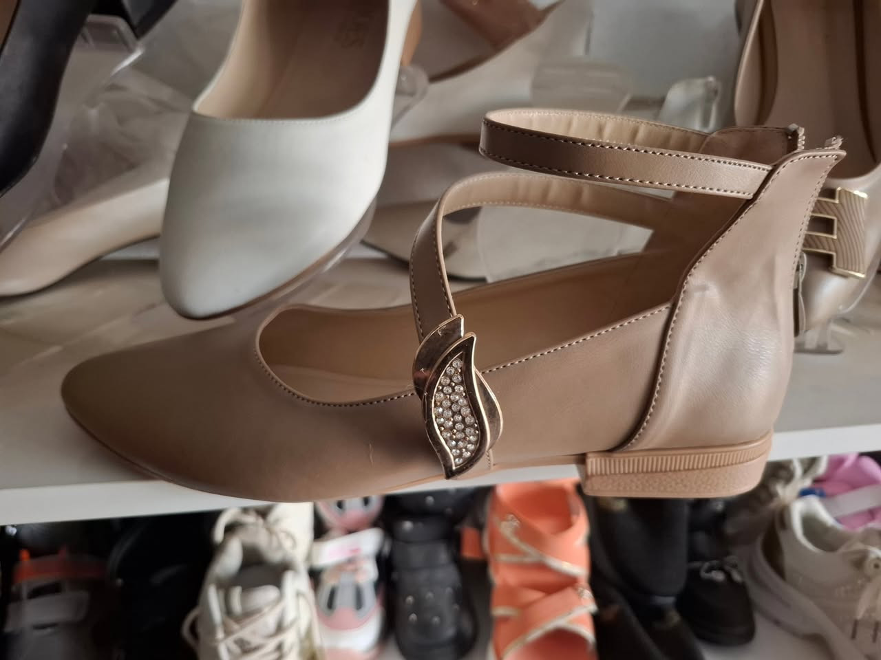 متوفر في محل أحذية جنى حديثة مجاور مدرسة الوجدان الابتدائية متوفره خدمه توصيل الجميع المحافظات #الشعب_الصيني_ماله_حل #توفر_التوصيل_لجميع_المحافظات


**إذا كنت صاحب هذا الإعلان وتريد حذفه لأي سبب، رجاءا أرسل رسالة إلى الدعم الفني**