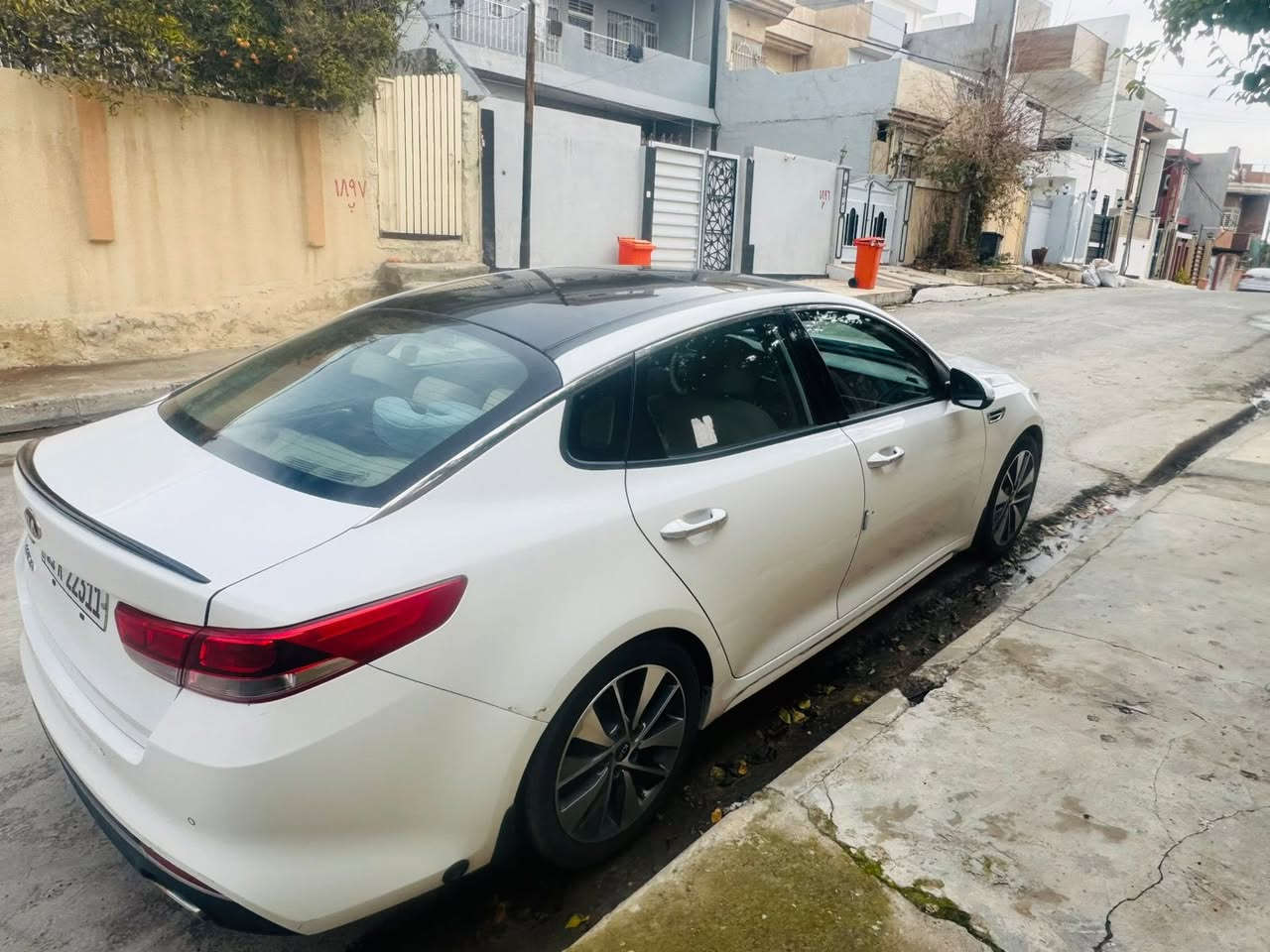 اوبتما خليجي ابيض ٢٠١٨
ماشية ١٤٤ الف كيلومتر 
بانوراما طكتين
مري شفط 
تحكمات ستيرن
بصمة تشغيل 
بصمة ابواب امامية
كشنات جلد
تبريد امامي و خلفي

منظومة غاز متكاملة مع نظام تزييت تركي من شركة اشراقة الشمال سعر المنظومة فقط ٥٠٠ دولار والسيارة بحالة ممتازة جدا عدا بعض العيوب البسيطة جدا الموضحة بالصور 

سعر السيارة ١٨٠ ورقة و بيها مجال بسيط 

للتواصل 

0776 852 9565

***********
متوفر واتساب ع خط الكورك
