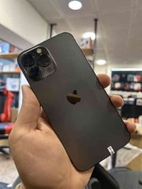 ايفون 13 برو ماكس  ذاكرة 256G بطارية 83‎%‎ جهاز بلادي وشرط شخط مايي مع...