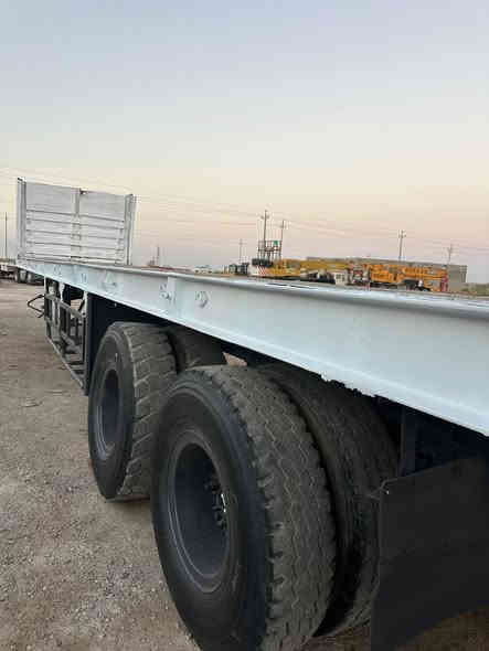 السلام عليكم عربانه مزوج طول 12.50 الا عربانه جاهزه للعمل دنكير مربع شاصي 18 مكفول سطحيه جگر معروضه بسعر معقول للاستفسار *********** حيدر .
