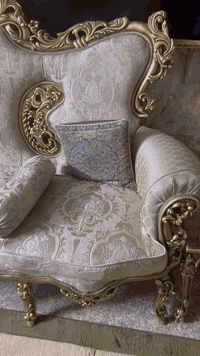 السلام عليكم تخم ملكي تسكام خشب زان اسفنج ضغط عالي قماش  درجة اولى قنفتين واربع  كراسي كبار وكرسيين وسط السعر 1800تلفون *********** بغداد
