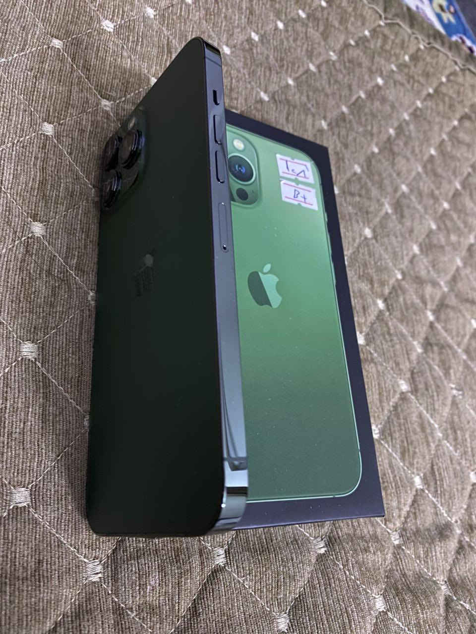 سلام عليكم ايفون 13  ذاكره128 بغداد كرخ طوبجي رقم ***********❤️

