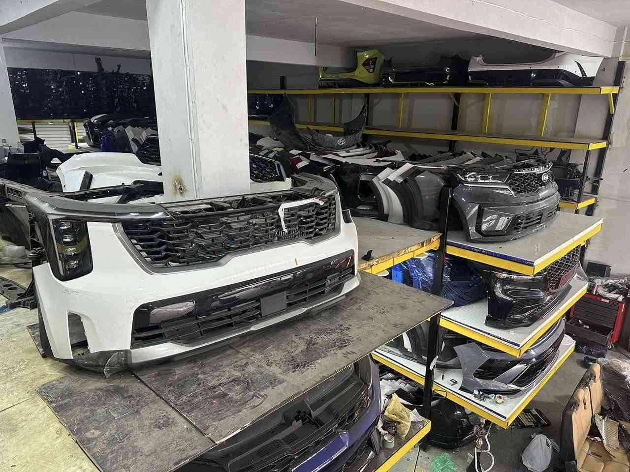 متوفر جميع أغراض السيارات الكوري موجود توصيل
*********** 
***********
