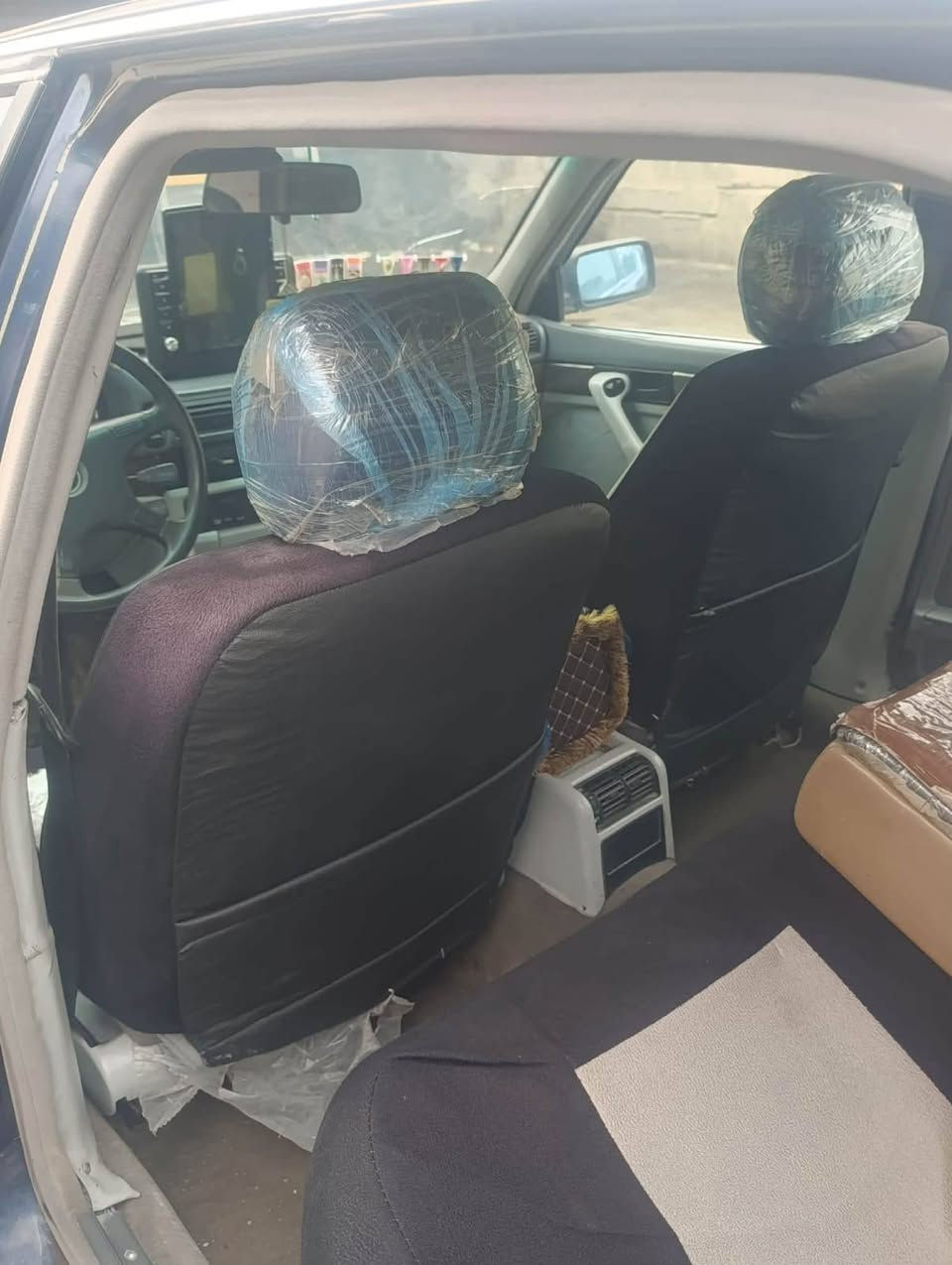 *********** //// 730 اصل محرك حاويه قبل 4 ايام شديته و باقي كله مكفول سعرها 45 و بيها مجال حك جيه
