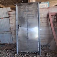 باب كبس    شبابيك عدد ٢   تفصال حديد تركي ١،٥ السعر ٣٥٠ 07849306752