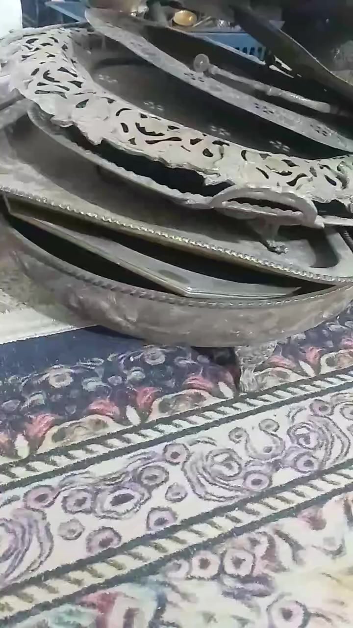 السلام عليكم من رخصة الادمن 
مجموعة نحاسيات للبيع مشكل أشكال تحفيات الوزن ٧٠ كغم ابيع شلع مكان بغداد البلديات 
التواصل خاص


**إذا كنت صاحب هذا الإعلان وتريد حذفه لأي سبب، رجاءا أرسل رسالة إلى الدعم الفني**