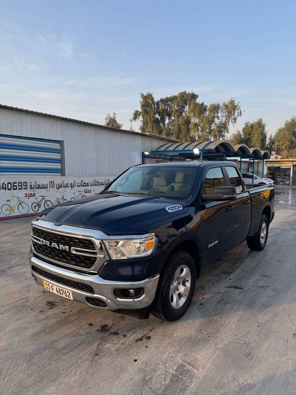 رام بك هورن 2023 
لون أزرق مميز 6 سلندر السيارة نضيفة جداً وجديدة
ماشية 35 الف مرقمة بغداد الرقم الجديد مري شفط إنارة ترحيبية تدفئة كشنات تدفئة ستيرن حادث خفيف بدون ايرباكات وبدون تبديل اي قطعة فقط ربع جاملغ امامي صبغ وربع جاملغ خلفي صبغ نفس اللون 100‎%‎ وصور الحادث بلأعلان
داخل اسود ورصاصي
السعر المطلوب 240 ورقة دفترين و40 ورقة وبيهة مجال او مراوس وية لاندكروز من موديل 2012 وفوگ والفرق حاضر
السيارة موجودة في بسماية أو الغدير بأسمي تحويل ثاني يوم بيع فقط 
*********** بغداد, العراق
