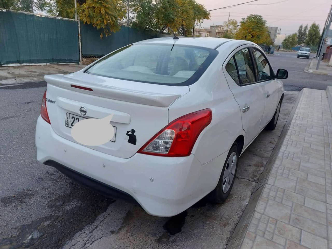 نیسان سنی مۆدێل ٢٠٢٠  ماوەی رۆشتن ١١٣هەزار 
دەبڵ گێچ و یەدە و عەتەر  نیکڵ باڵی سەر سندوق  حاسە  سوکان فۆلیۆم بلوتوس   و دووجام کارەبا و دوگمەی دژە خلیسک و تاییەی تازەیە بە شەرتی تەحویل و غرامە و وەکالە بە ناوی خۆمەوەیە و ژینگەو سەنەوی تازە بە شەرتی گێڕو مەکینە و تەبرید  بە شەرتی تەقە و رەقە سۆنەریم داناوە نیو دۆسە بۆیاخی هەیە 

١١٤ گەڵا
***********
*********** السليمانية, العراق
