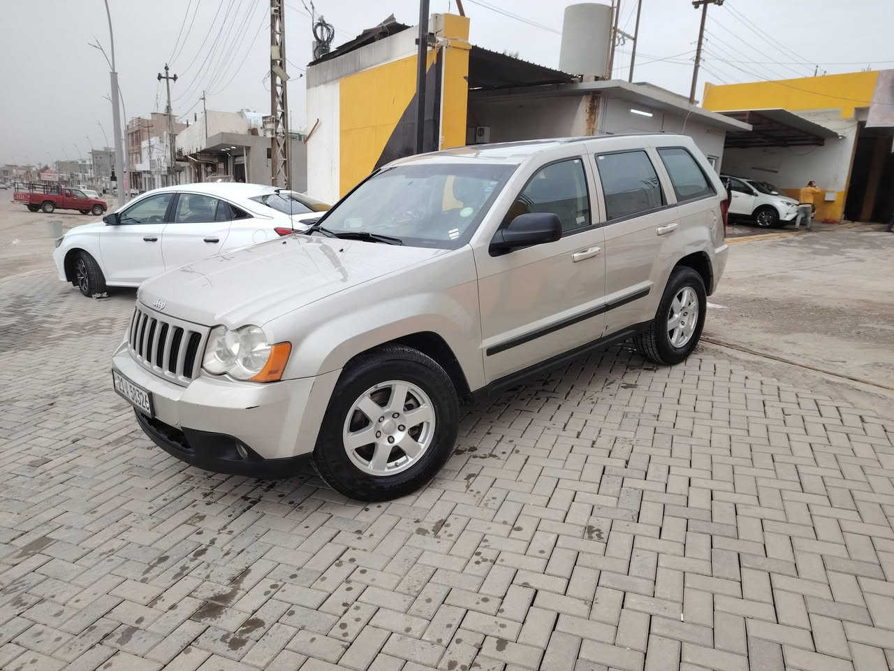 جيب لاريدو  2008  دبل اكسل بيه قطعتين صبغ  فقط  خير من الله
*********** كركوك
