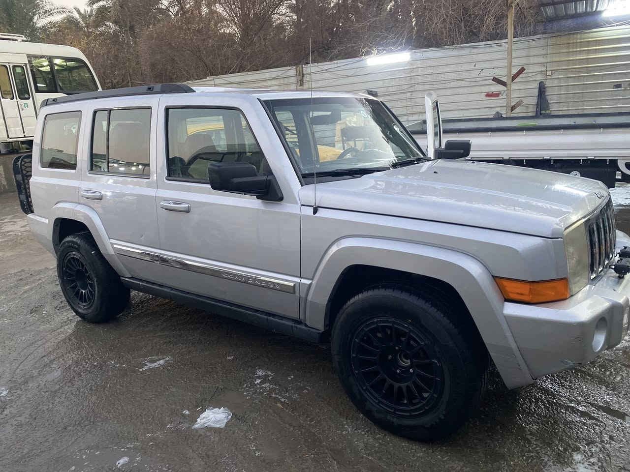 جيب كومناندر ٢٠١٠
مكفوله على وضع الشركة. جاهزه 
سعر متواجد وتساب خط على رقم هذا 

***********
