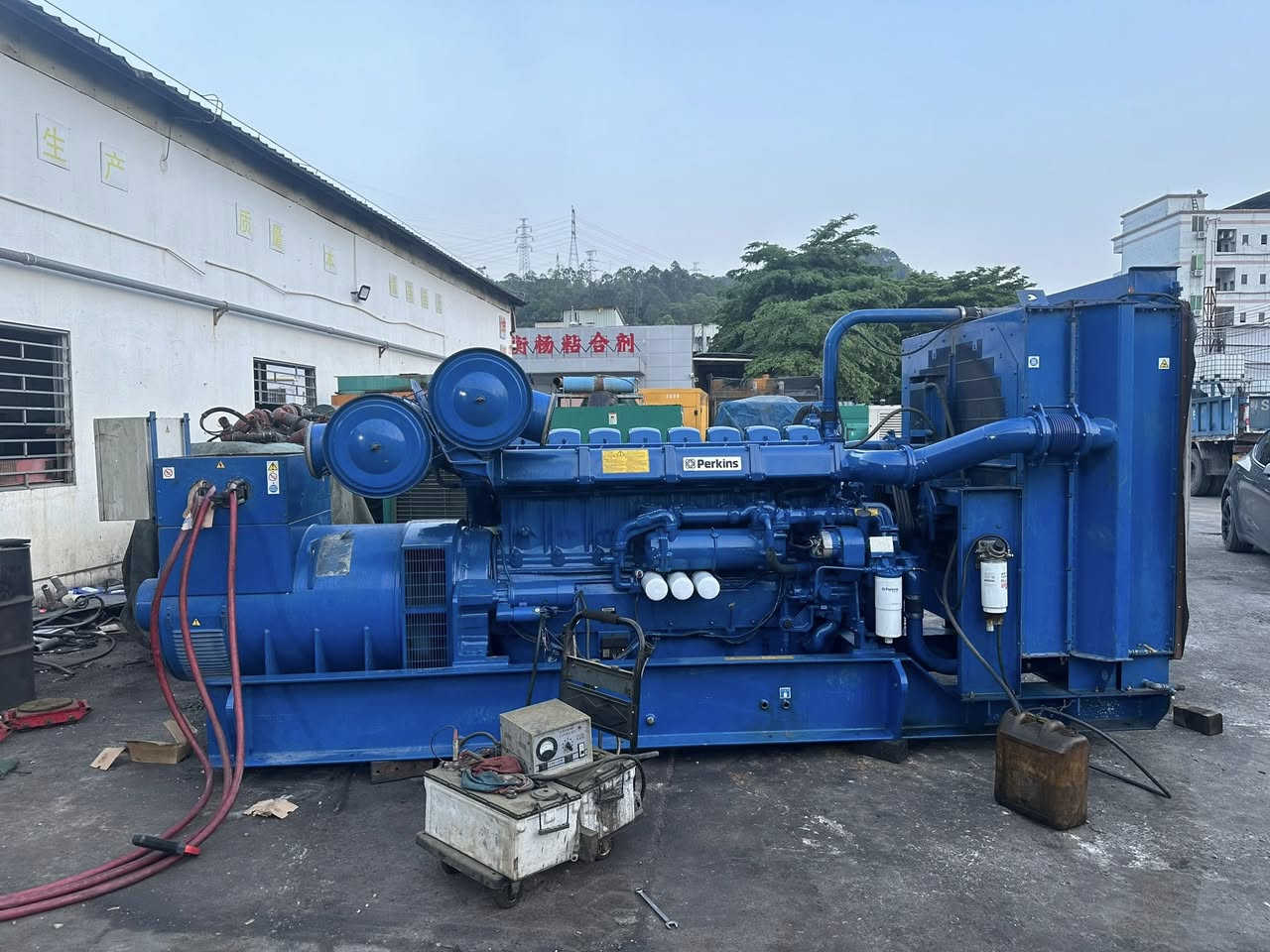 Used generator 

Brand: PEKINS
Engine Model: 4008
 
Rated Power：1100KVA
Rated Voltage :400V
Used：792hours
Price: 💲 

Contact information
whatsapp：86+13553830483
wechat：13553830483


**إذا كنت صاحب هذا الإعلان وتريد حذفه لأي سبب، رجاءا أرسل رسالة إلى الدعم الفني**