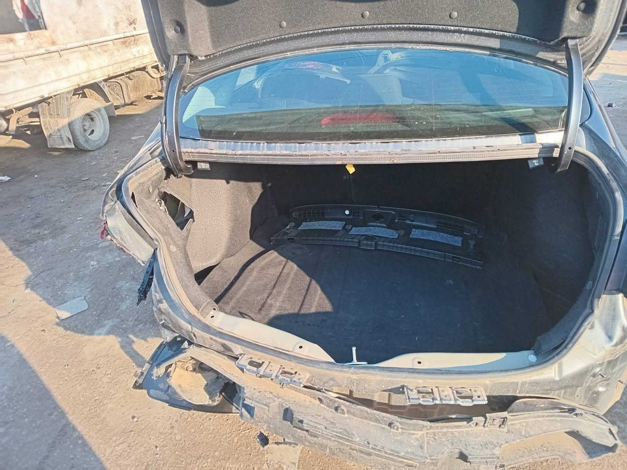 سلام عليكم للبيع كيه فورتي موديل ٢٤ دخول جديد ابيع على حادثه بدون رقم منفس بسمي مكاني بغداد ***********
