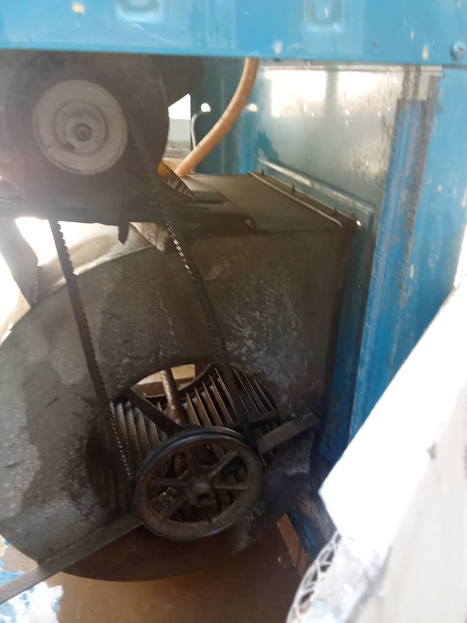 مبرده للبيع شرط شغل سؤبر حجم 2ؤنص سعر 65قفل شراي اتصل ***********
