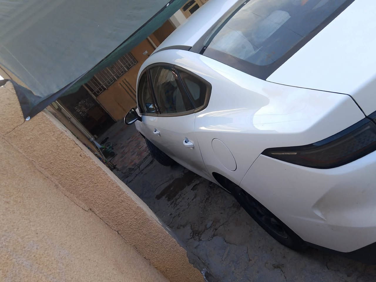 سيارة بي واي دي سيل 2025
بانزين تمشيك 2100 كيلو
سعه التانكي 65لتر 

حجم المحرك 1.5

شاشه اصليه 

هند بريك كهرباء

دشبول شاشه ديجيتال

اوتو هولد

تشغيل عن بعد تحكمات مقود

اوامر صوتيه

منفذ طاقه

منافذ شحن

مقود جلد حياكه

دخول ذكي

3 وضعيات قيادة

اشاير بل مري

تتسع المقصورة ل 5 ركاب

المقاعد جلد

اناره داخليه LED

لد امامي LED

‏LED بك لايت

قطعتين تبريد 

مثبت سرعة

حجم الاطار 16
 السعر ١٨٠٠٠قفل.           ***********
