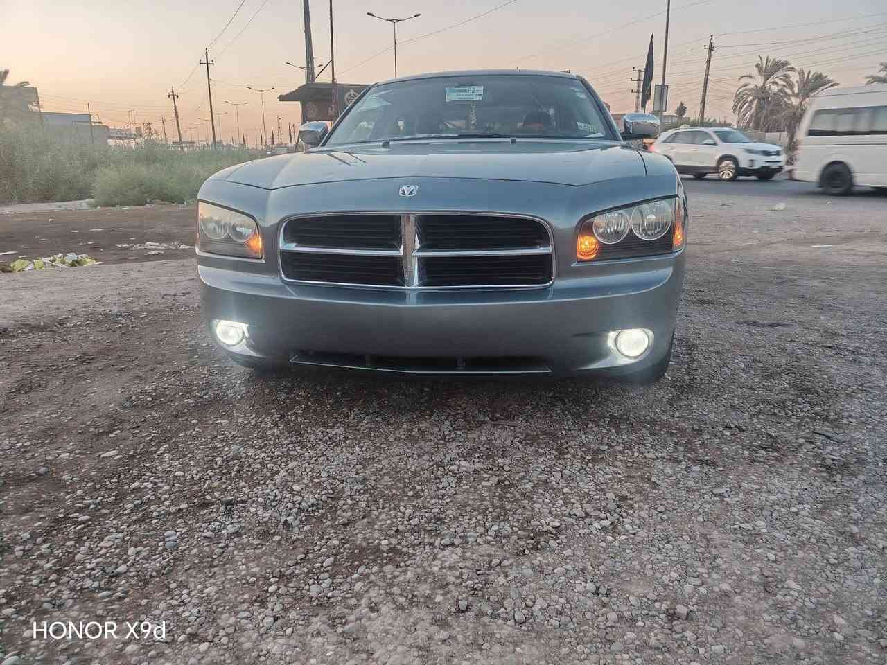 سلام عليكم دوج جارجر موديل  2007 مواصفات sxt بيهة منضومه غاز  60 لتر  كير مكينه ٣٥٠٠ كفاله سيارة جاهزه علا اخر حبايه تدفئة تبريد  سياره بيهة ٣ قطع بدون دواخل مجرد رش 
العنوان بغداد 
***********
السعر 95  وبيهة مجال
