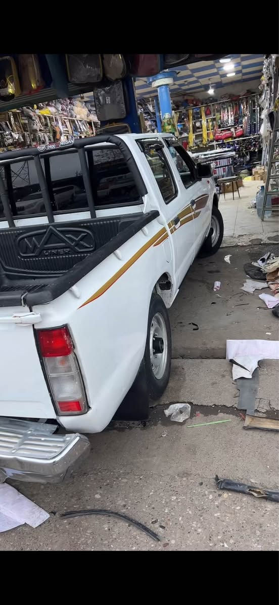 نيسان بيكاب 2009زور خاوينة زينگةي دراوة خلاس بوة جوارتاي باشي لةبن ياباني اصل *********** أربيل, العراق
